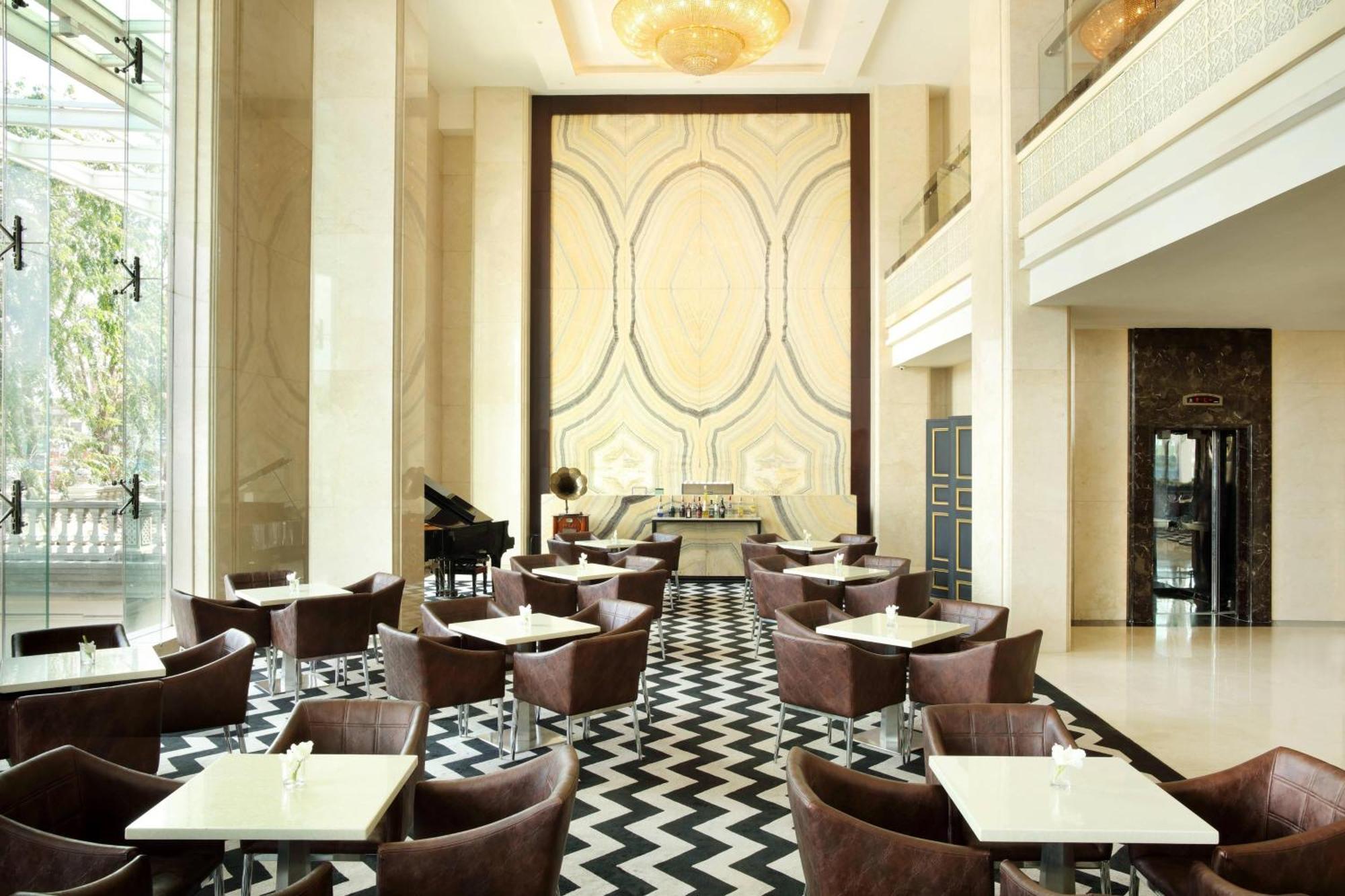 Four Points By Sheraton Medan Exteriér fotografie