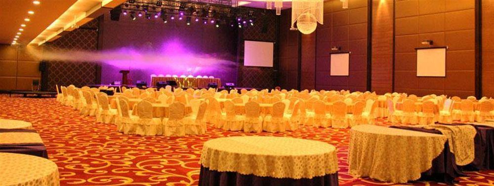 Four Points By Sheraton Medan Exteriér fotografie